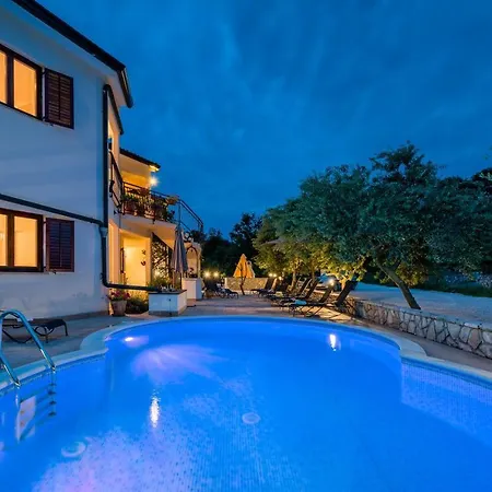 Ferienwohnung Mit Sauna, Meerblick, Whirlpool Und Beheiztem Pool Labin (Istria)